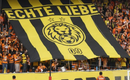 スポーツ系スタジアムでの応援幕として